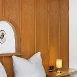Vendégház Gaestehaus Berta Zell am Ziller