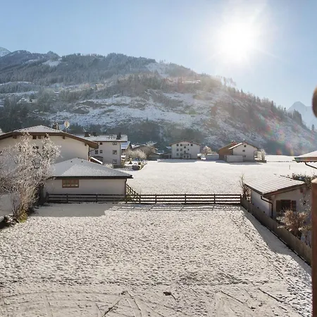 Gaestehaus Berta Guest house Zell am Ziller