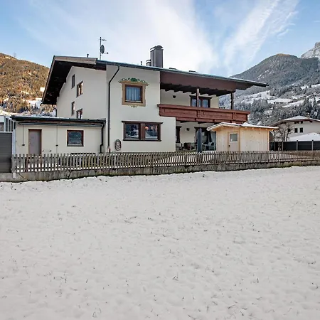 Pensjonat Gaestehaus Berta Zell am Ziller
