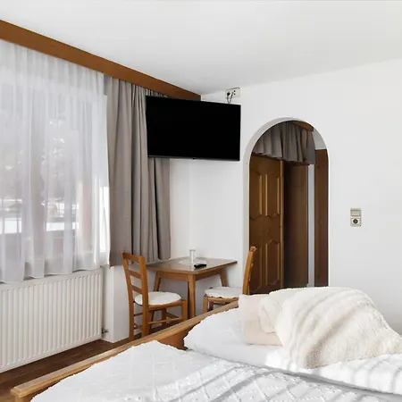 Gaestehaus Berta Гостевой дом 3*