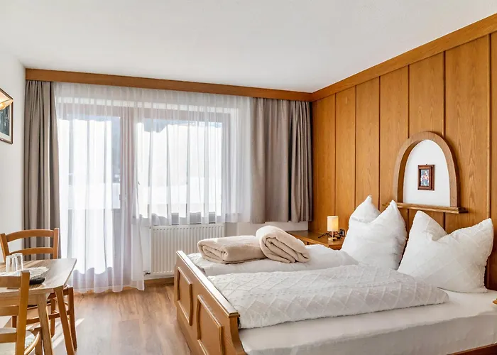 Gaestehaus Berta ゲストハウス 3*