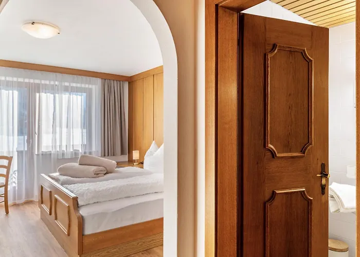 Gaestehaus Berta ゲストハウス ツェル・アム・ツィラー