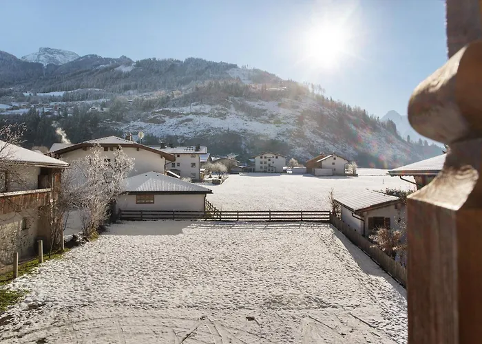 Gaestehaus Berta ゲストハウス ツェル・アム・ツィラー