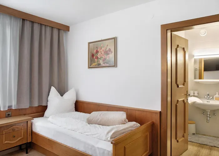 ゲストハウス Gaestehaus Berta ツェル・アム・ツィラー