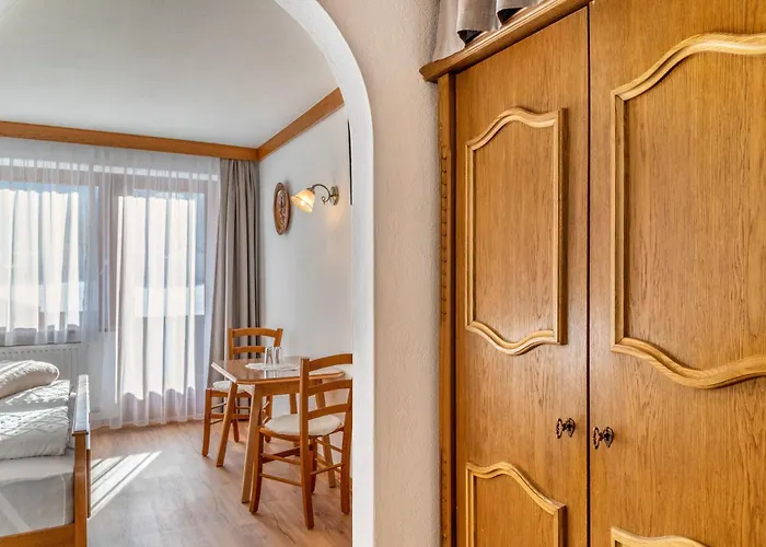 ゲストハウス Gaestehaus Berta 3*